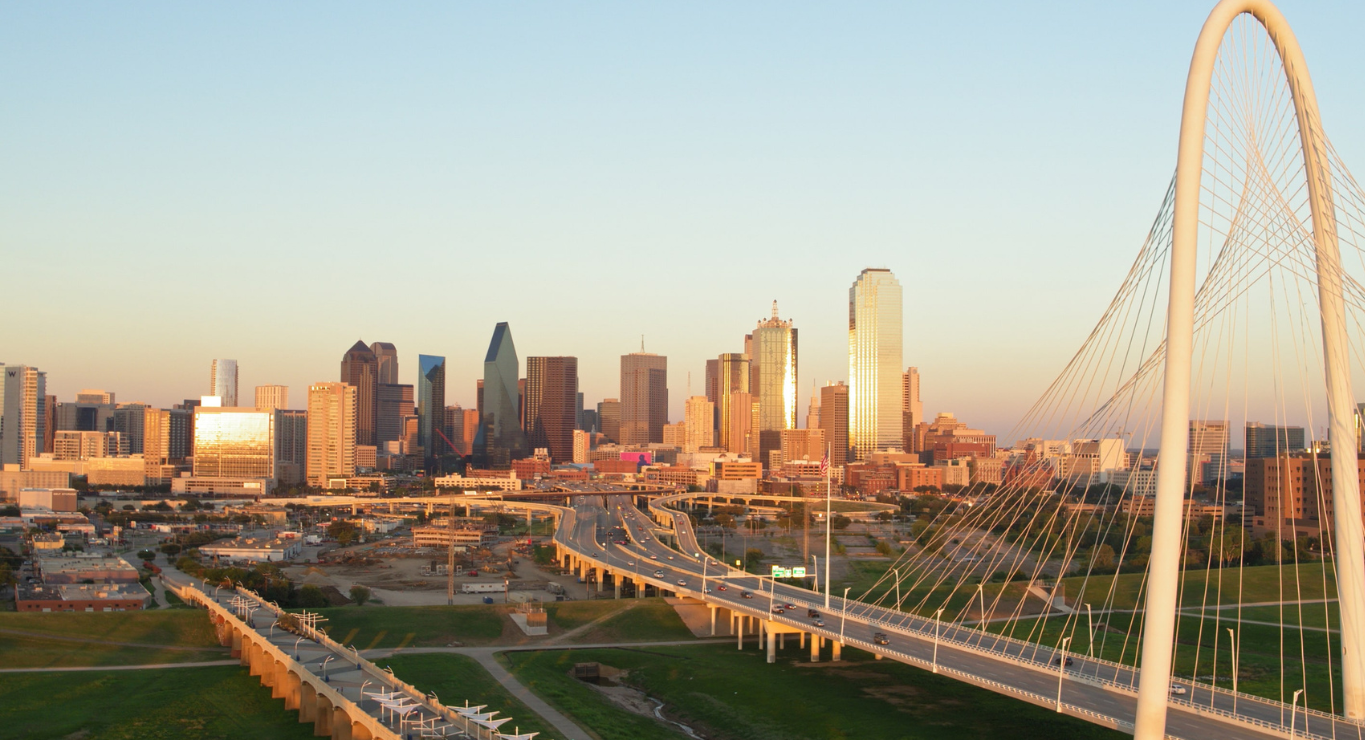 The Ultimate Texas Guide for Tourists<br><span style="font-size: 18px">Visiting Dallas and Fort-Worth</span>