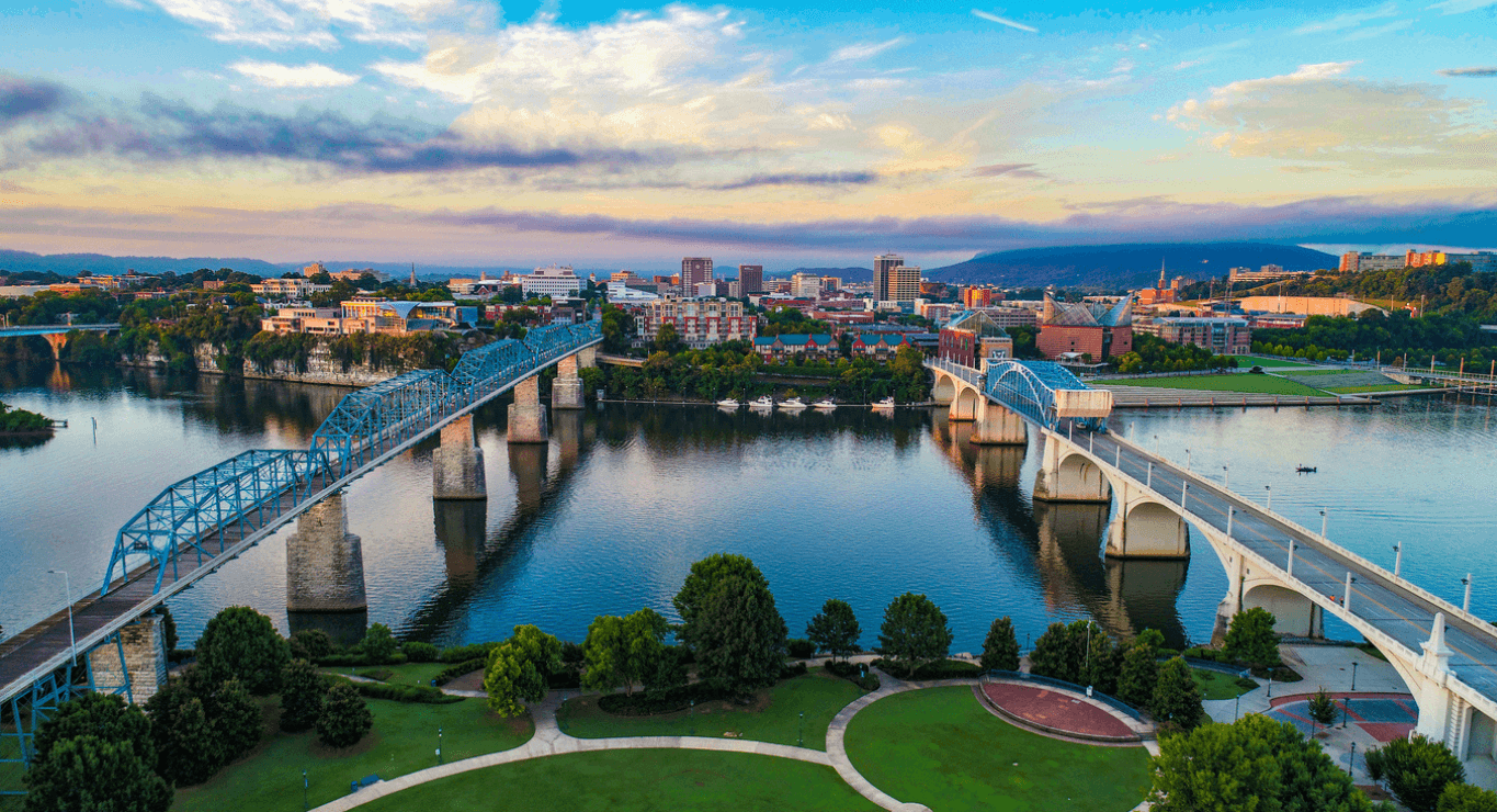 Explore Tennessee Like a Local<br><span style="font-size: 18px;">Insider Tips to Experience the Real Tennessee</span>